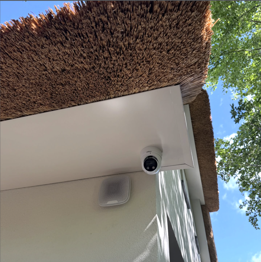 Beveiliging villa gooi dahua camera ip
